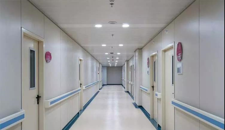 大巨龍推介醫院使用pvc卷材地板和pvc墻塑