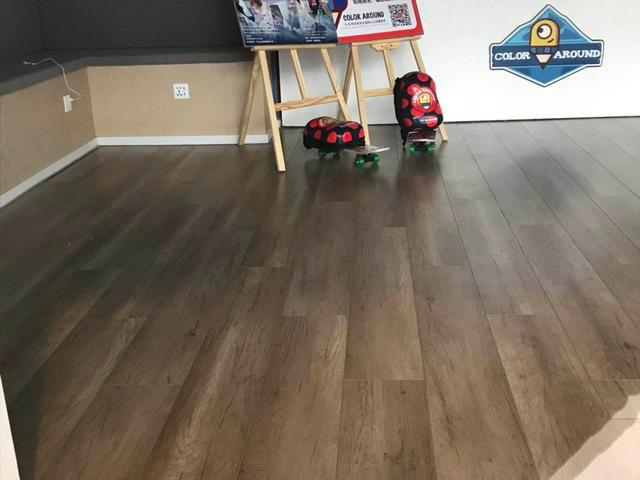 推動行業的未來發展,卡曼國際退出SPC地板