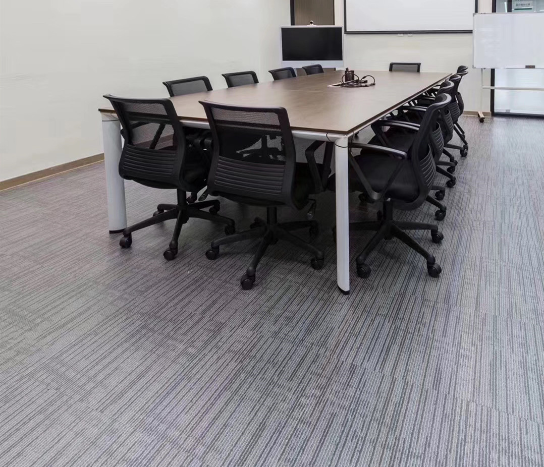 pvc地板多重優點被廣泛應用醫院,學校,辦公等